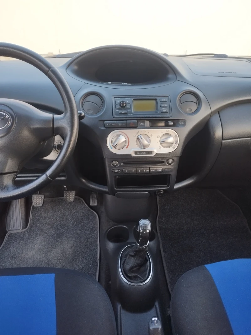 Toyota Yaris 1.4 D4D-FACELIFT, снимка 12 - Автомобили и джипове - 47914992