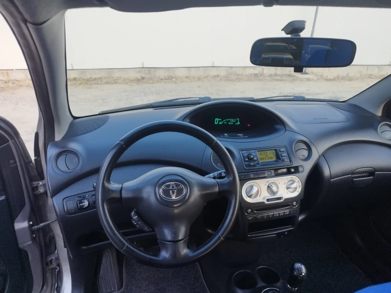 Toyota Yaris 1.4 D4D-FACELIFT, снимка 16 - Автомобили и джипове - 47914992