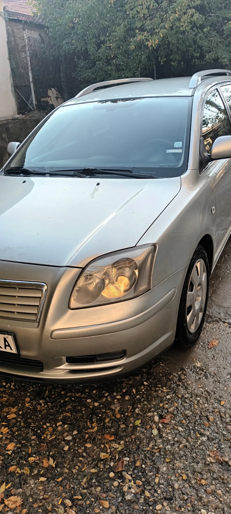 Toyota Avensis 2.2d4d, снимка 2 - Автомобили и джипове - 48199811