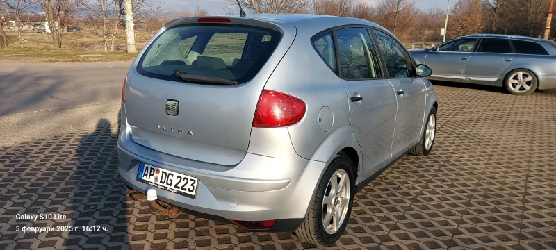 Seat Altea 1.6 benzin ks 102, снимка 8 - Автомобили и джипове - 48984338