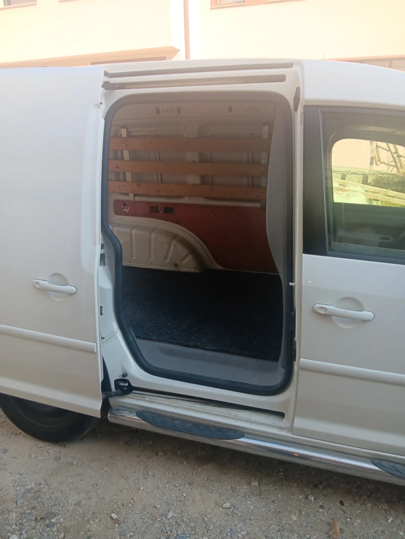 VW Caddy, снимка 11 - Автомобили и джипове - 51895140