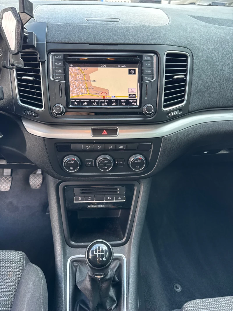 VW Sharan 2.0TDI 184k.c 7местен FACELIFT , снимка 6 - Автомобили и джипове - 52050998