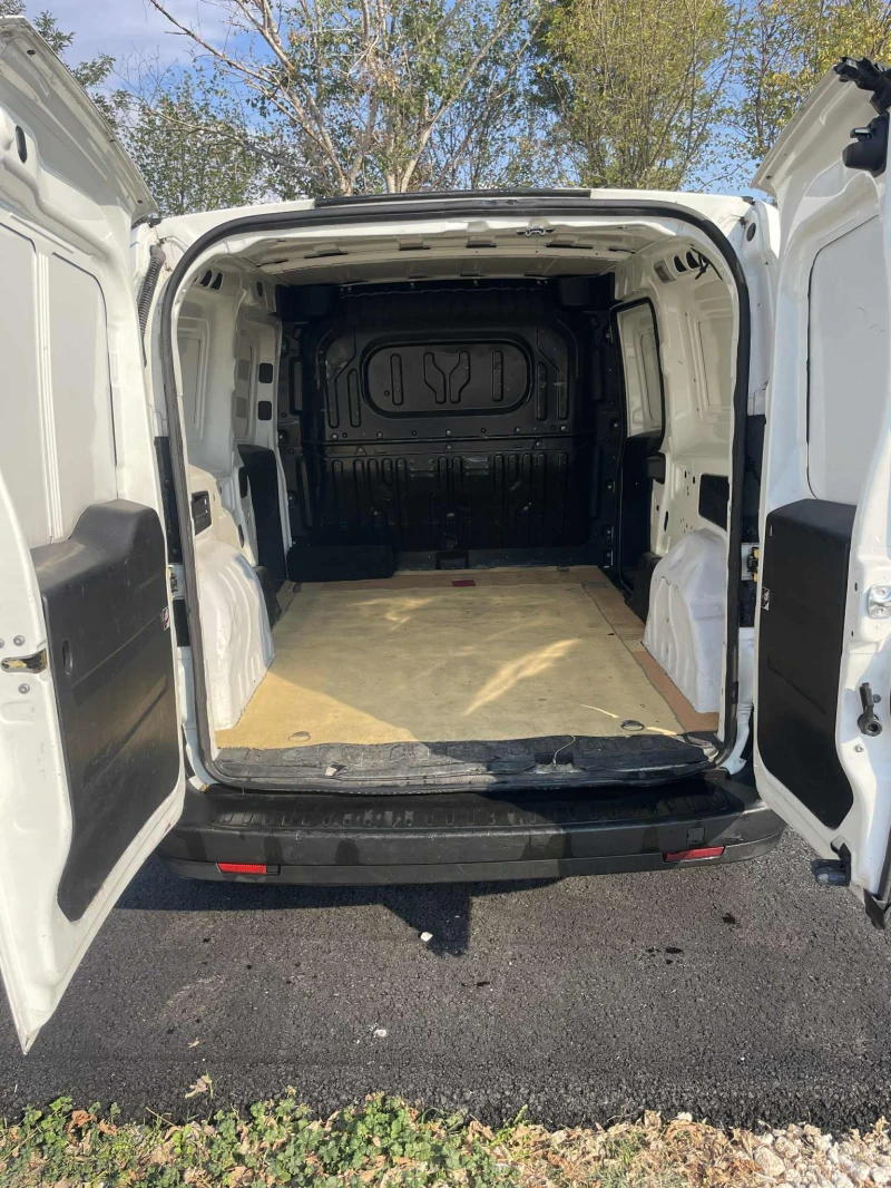 Fiat Doblo Maxi 1.6 Multijet , снимка 2 - Автомобили и джипове - 52356708