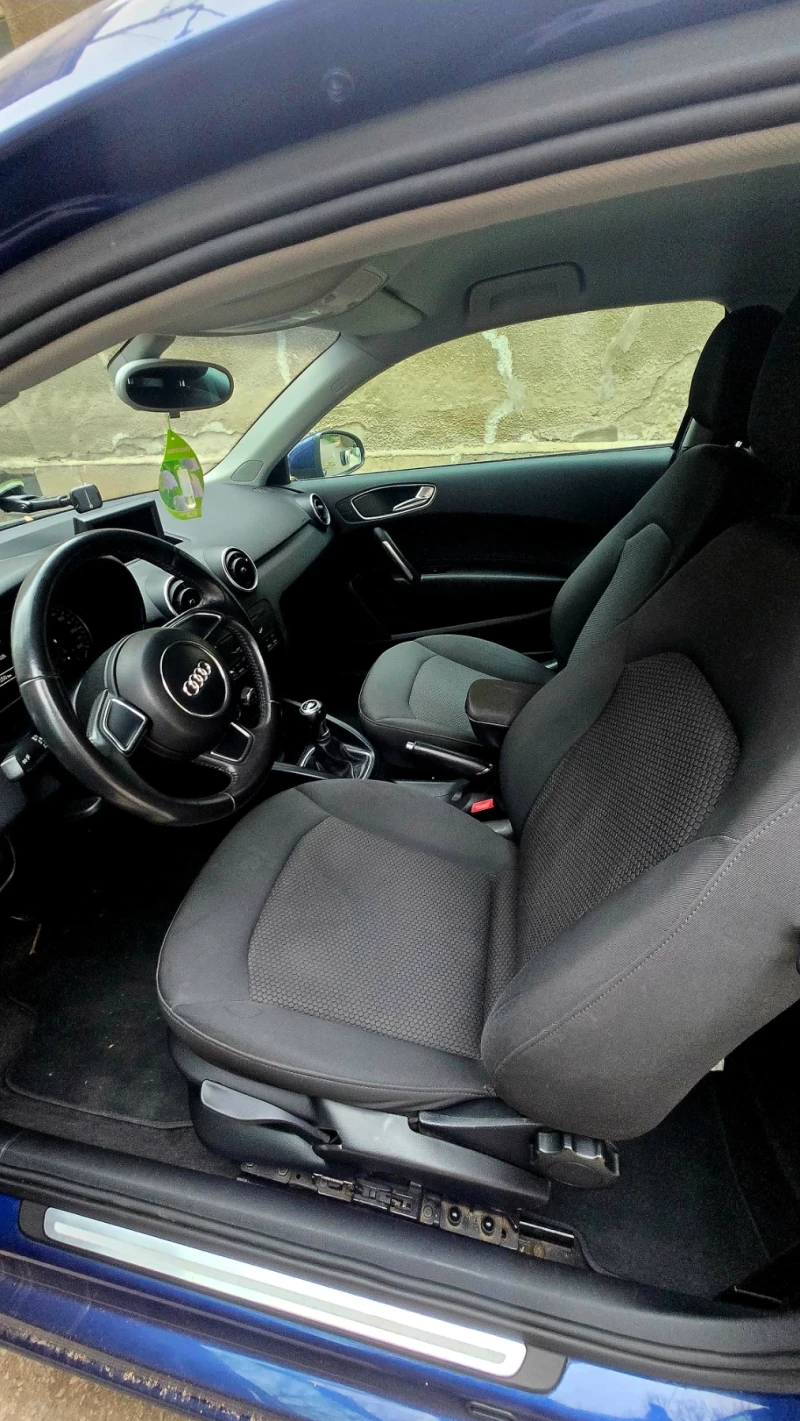 Audi A1, снимка 4 - Автомобили и джипове - 52448736