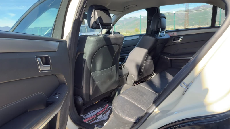 Mercedes-Benz E 220 * ТОП ЦЕНА* , снимка 10 - Автомобили и джипове - 52482037