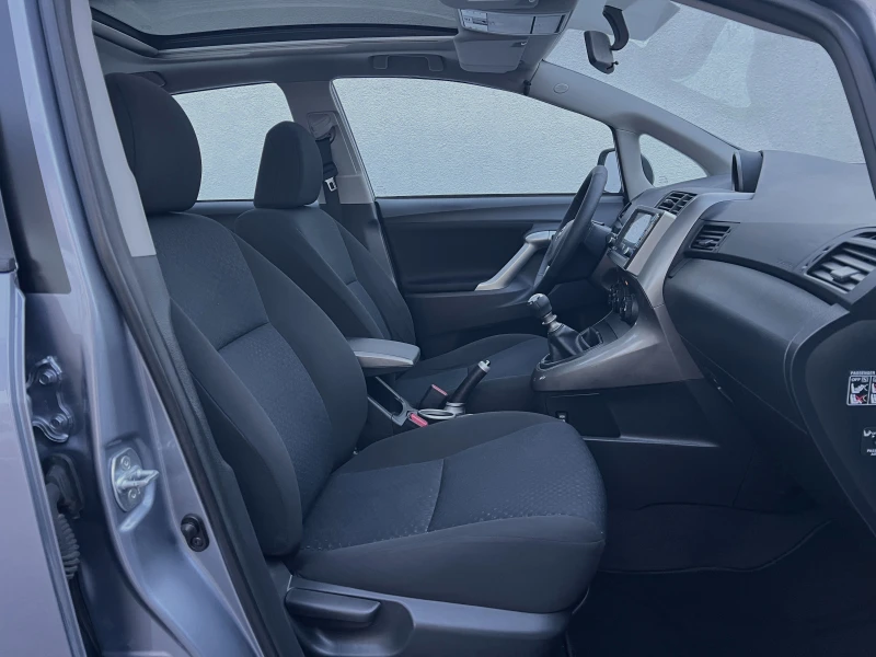 Toyota Verso 2.0D4D ПРОЧЕТИ ОПИСАНИЕТО, снимка 11 - Автомобили и джипове - 52730362