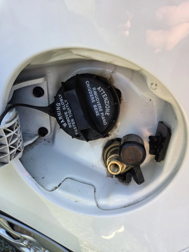 Kia Picanto Petrol / LPG, снимка 17 - Автомобили и джипове - 52831276