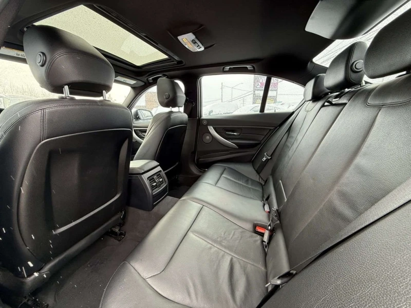 BMW 335 * xDrive * CARFAX * ЦЕНА ДО БГ, снимка 17 - Автомобили и джипове - 53286859