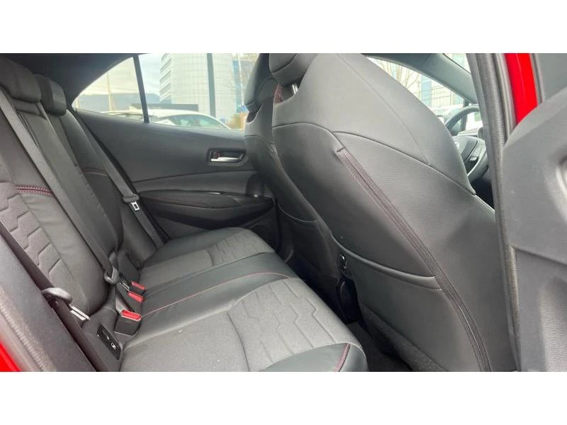 Toyota Corolla HB 1.8 HSD Premium - изображение 7