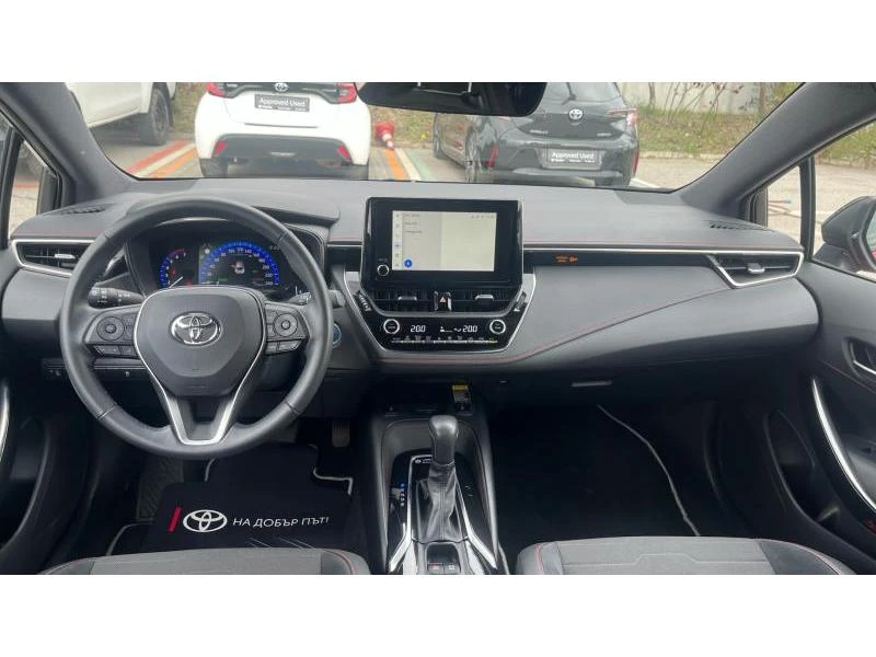 Toyota Corolla HB 1.8 HSD Premium - изображение 8