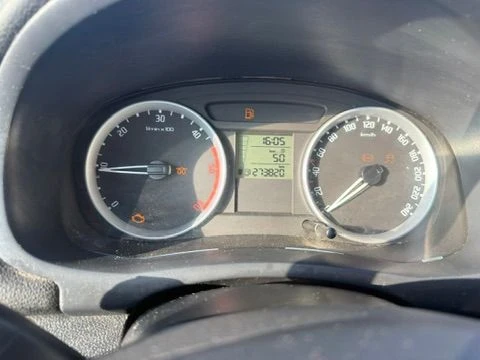 Skoda Roomster, снимка 10 - Автомобили и джипове - 54786189