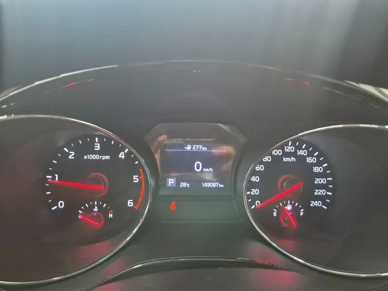 Kia Carnival 9-Seater Prestige | Mobile.bg � ����������� 8