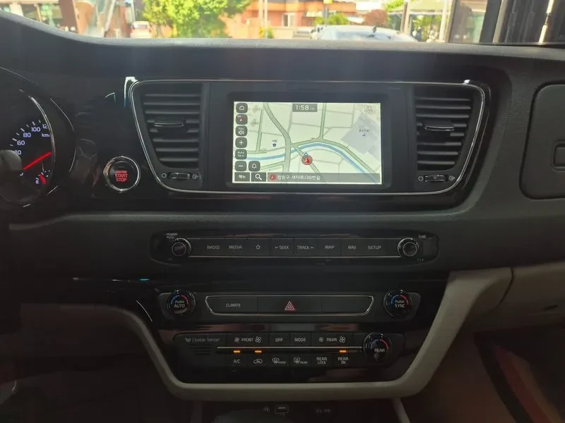 Kia Carnival 9-Seater Prestige | Mobile.bg � ����������� 12