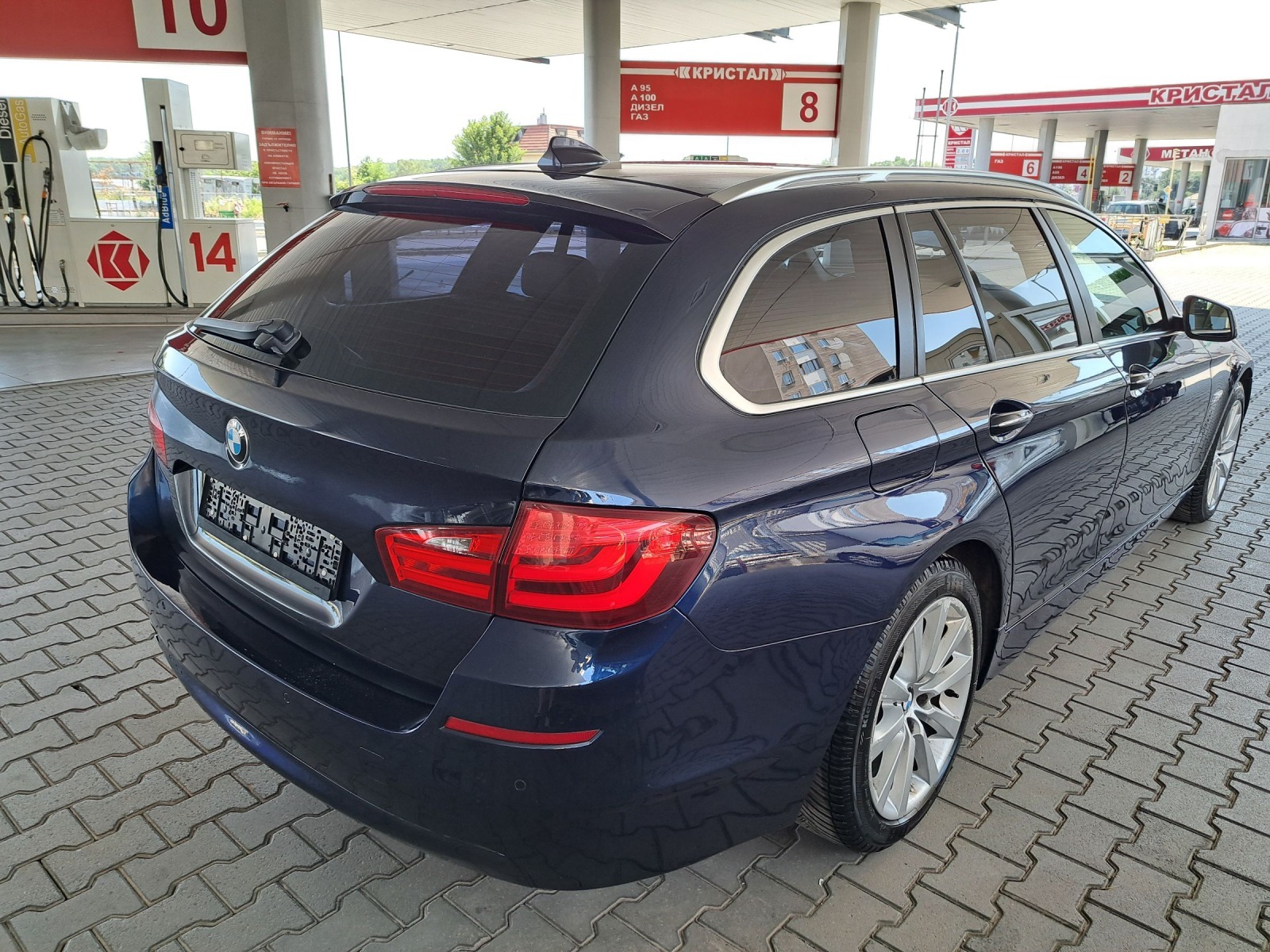 BMW 525 2.5D 218ps.X-DRIVE ITALIA - изображение 7