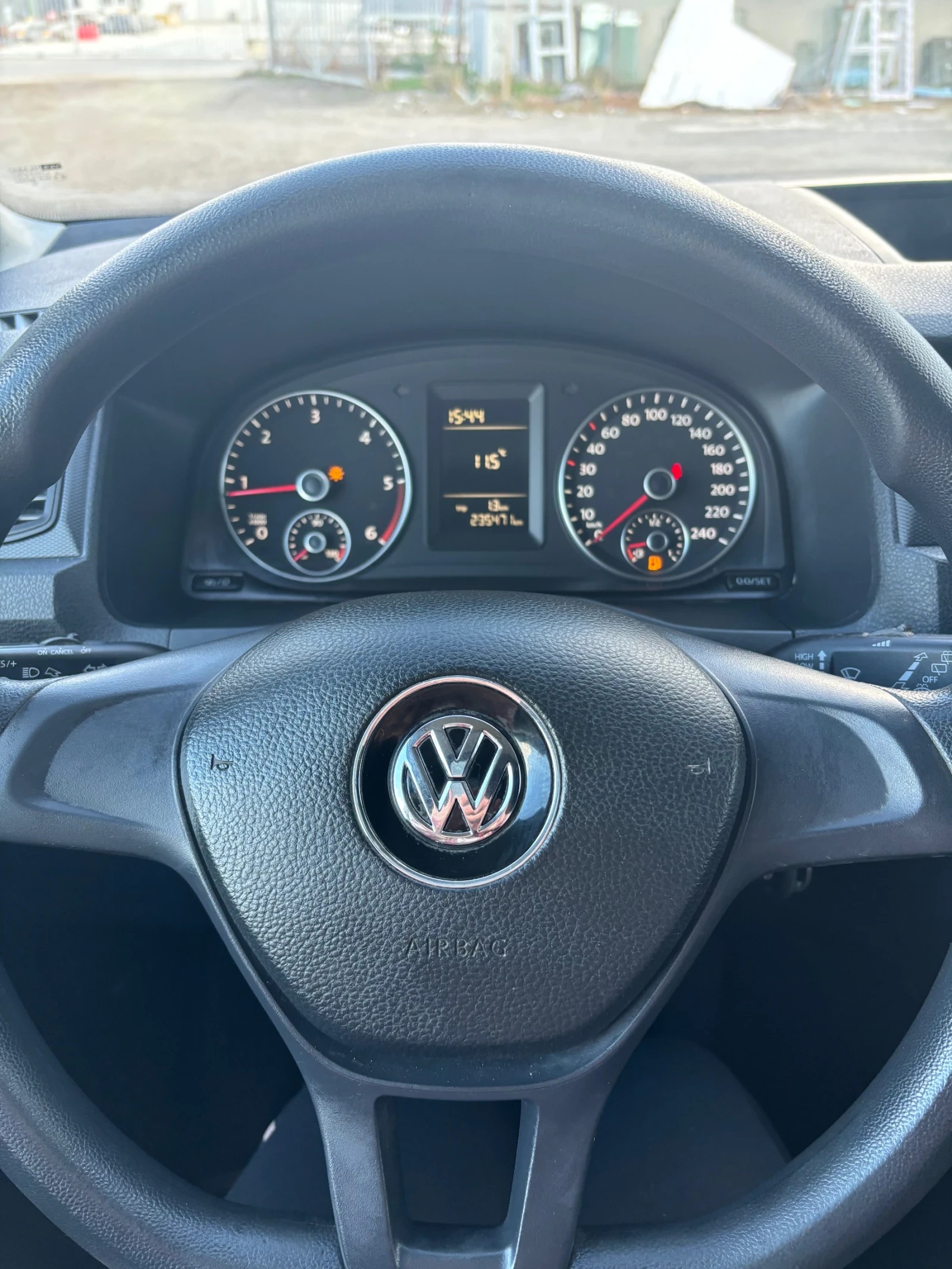 VW Caddy 1.6 Maxi - изображение 9