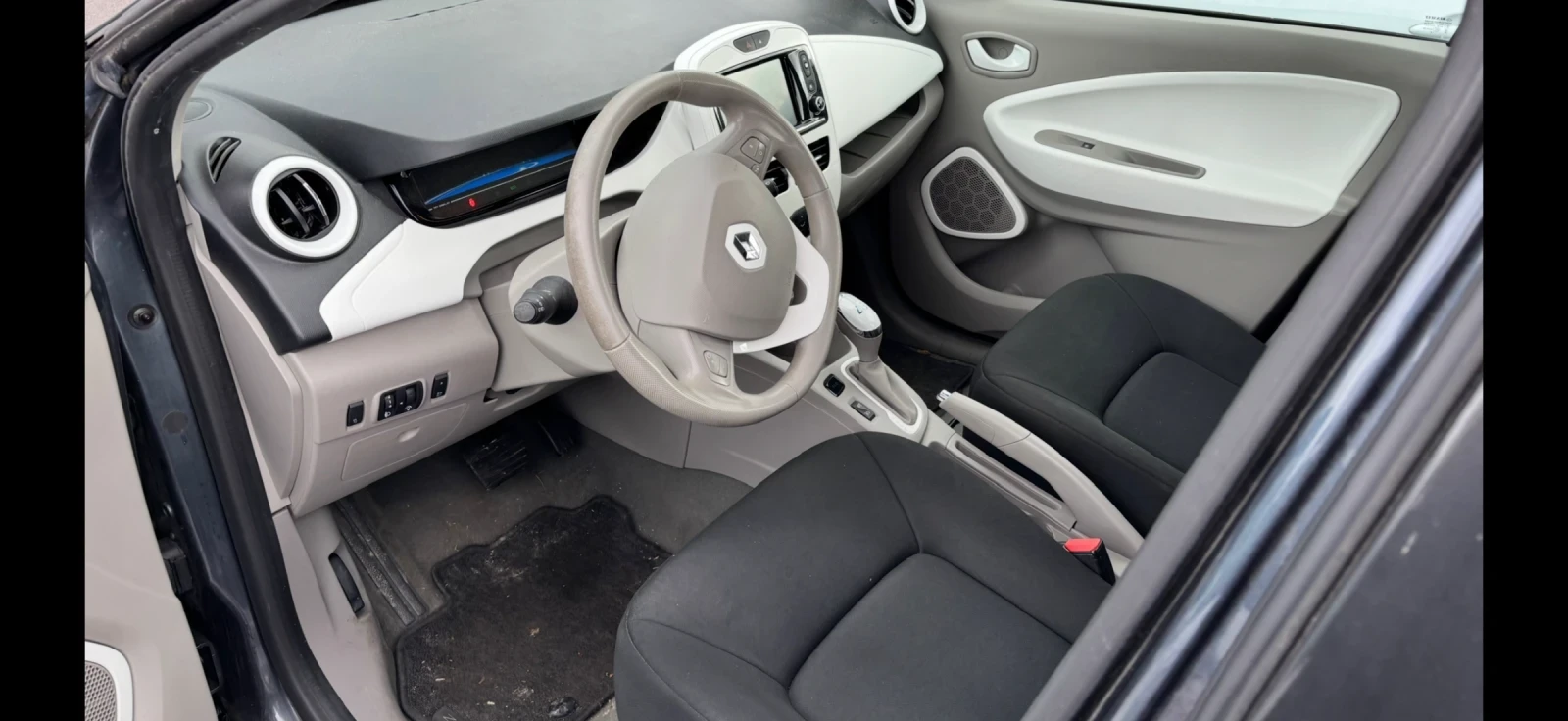 Renault Zoe 41 kw, снимка 3 - Автомобили и джипове - 48082561