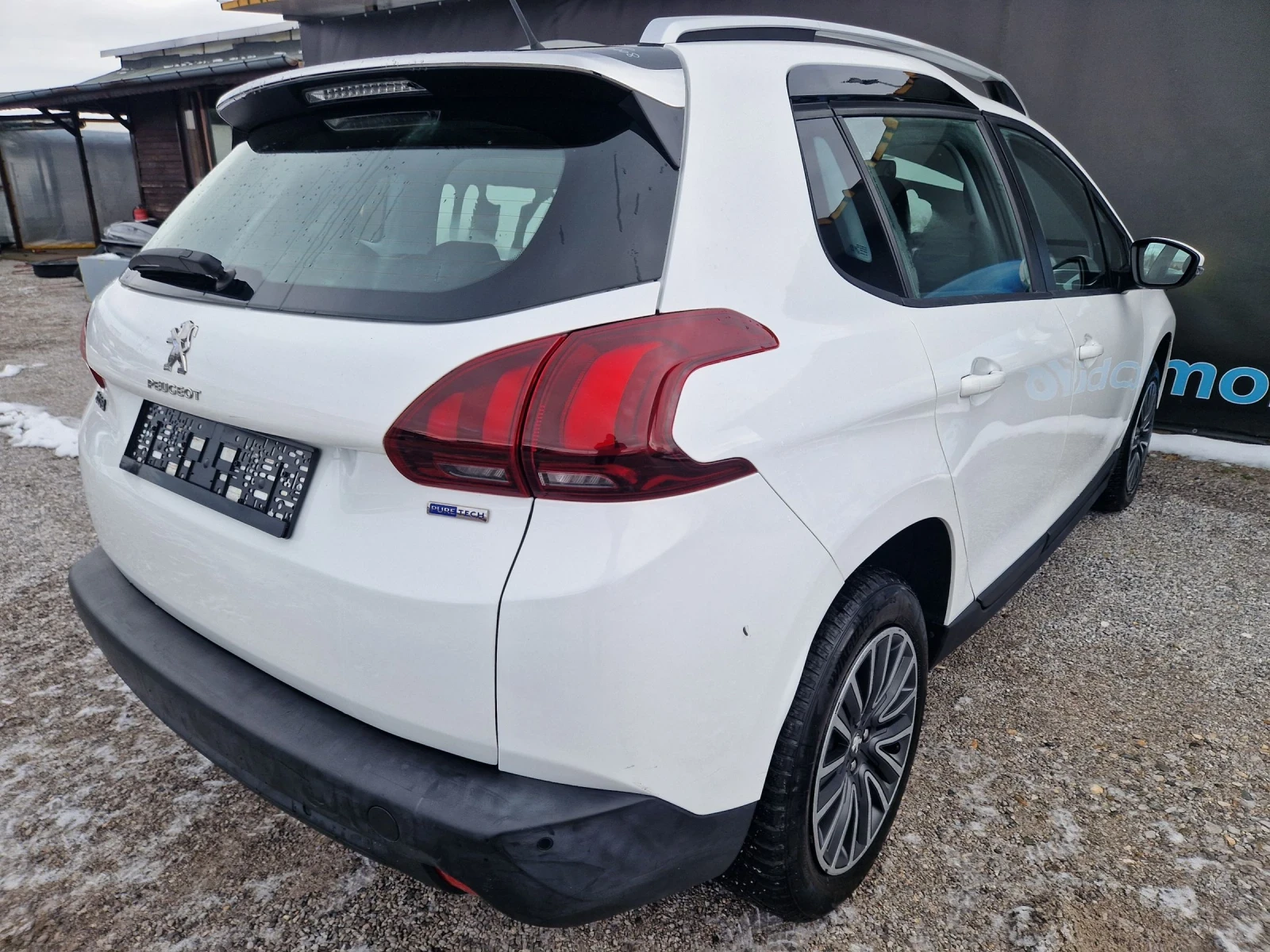 Peugeot 2008 1.2i Facelift - изображение 2