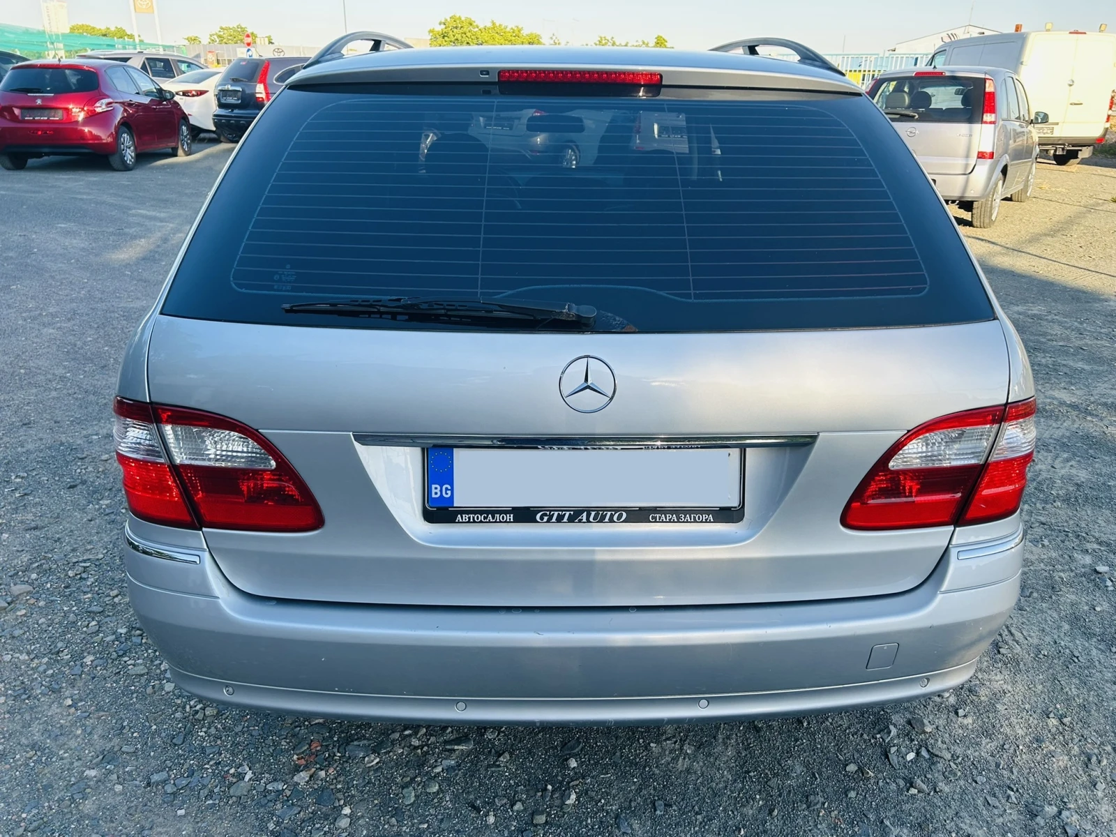 Mercedes-Benz E 320 LPG/AVANTGARDE/FULL - изображение 4
