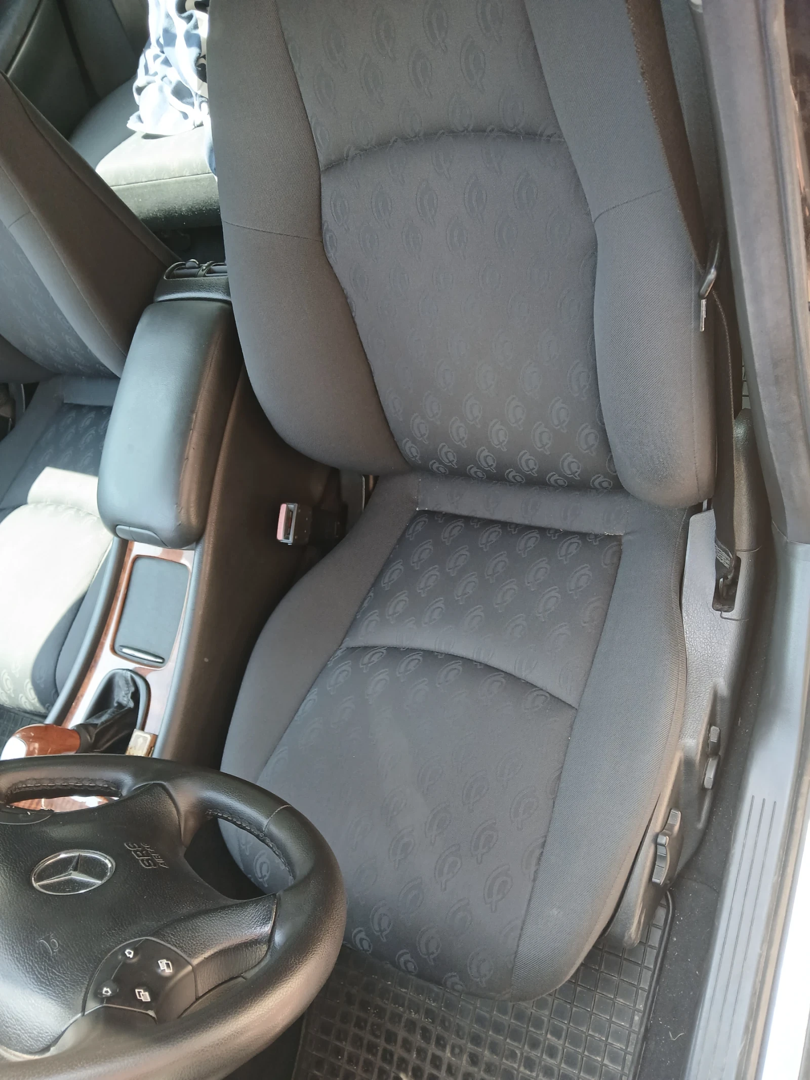 Mercedes-Benz C 200  - изображение 5