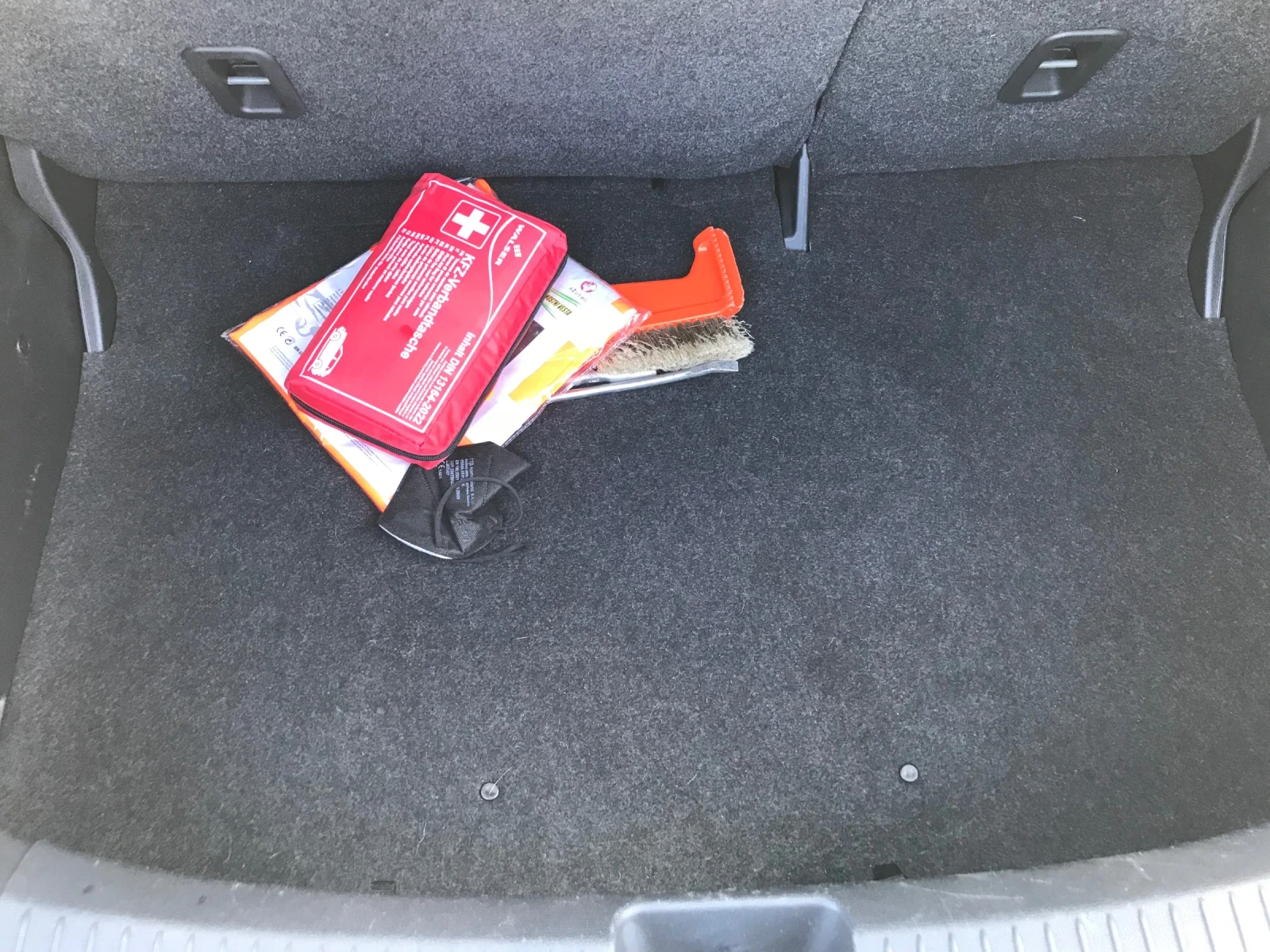 Mazda 2 1.5I AVTOMATIK - изображение 7