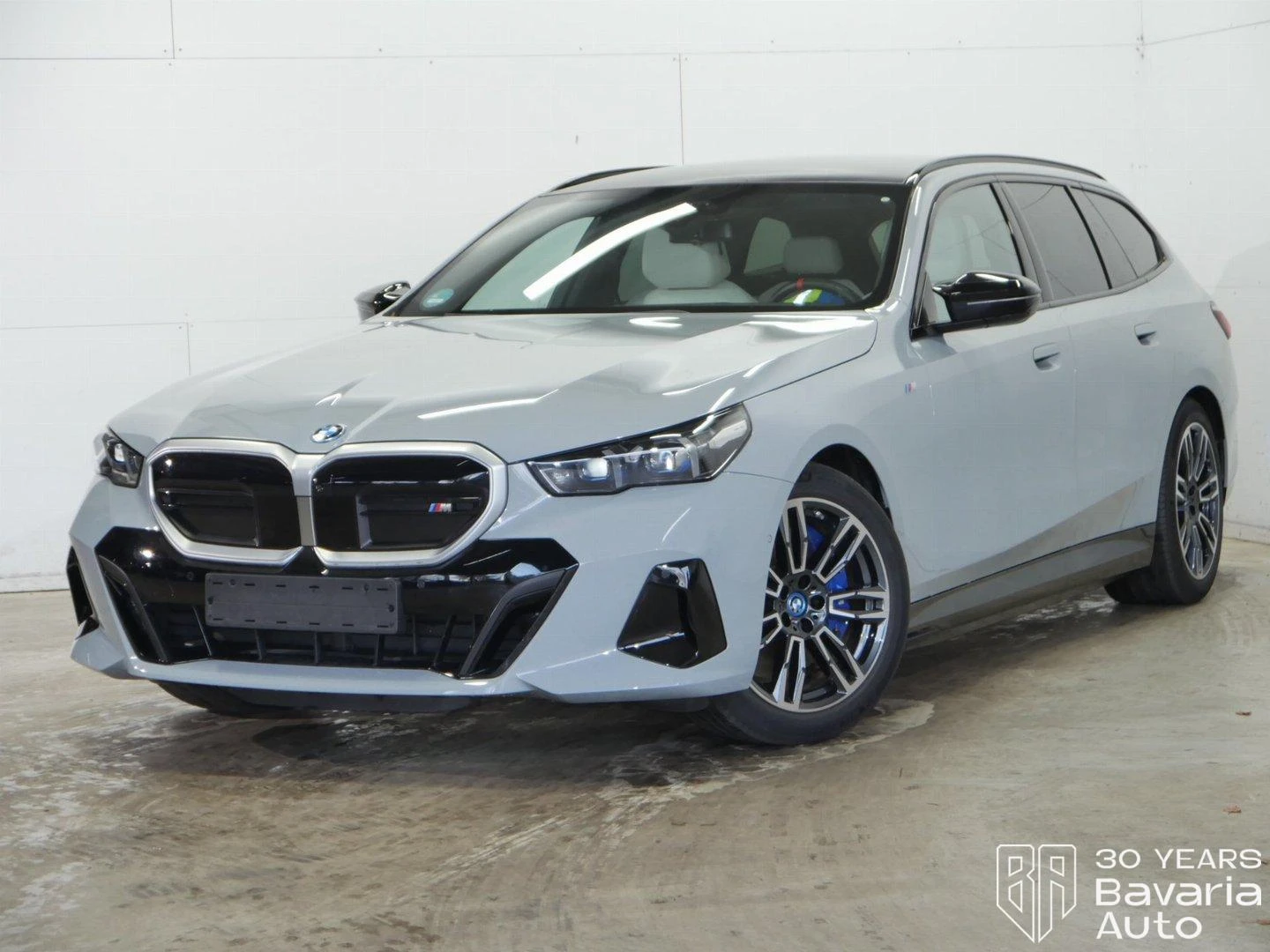 BMW i5 M60 xDrive Touring | Mobile.bg   1