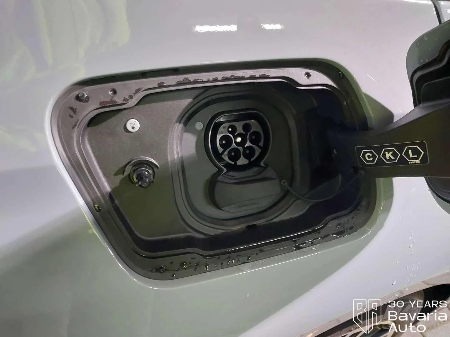 BMW i5 M60 xDrive Touring | Mobile.bg   14