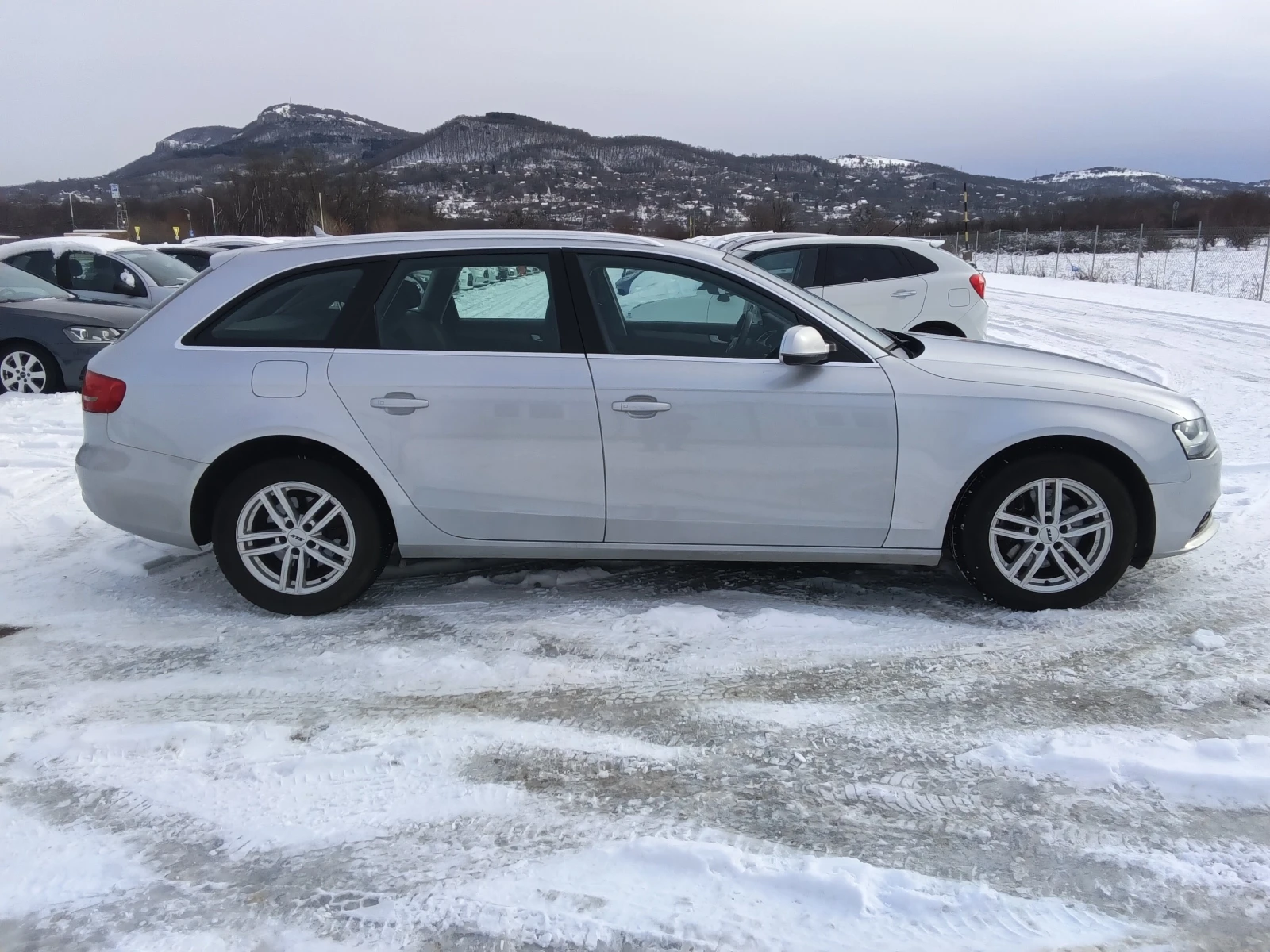 Audi A4 2.0tdi navi 150ks - изображение 7