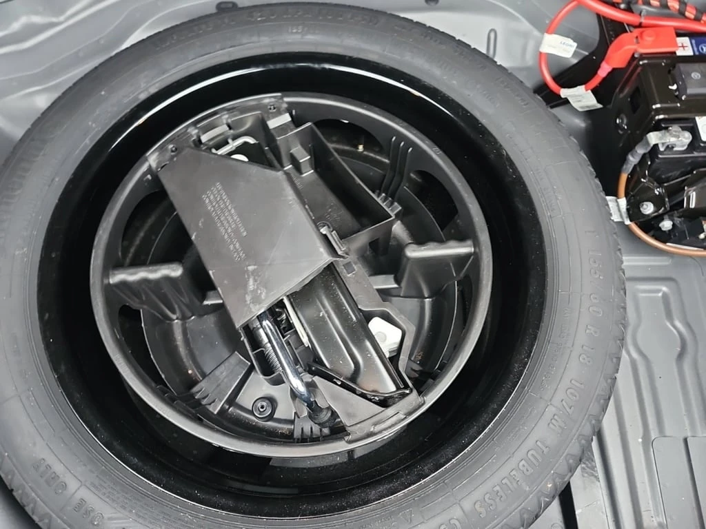 Mercedes-Benz E 55 * 550 * CARFAX * ЦЕНА ДО БГ - изображение 10