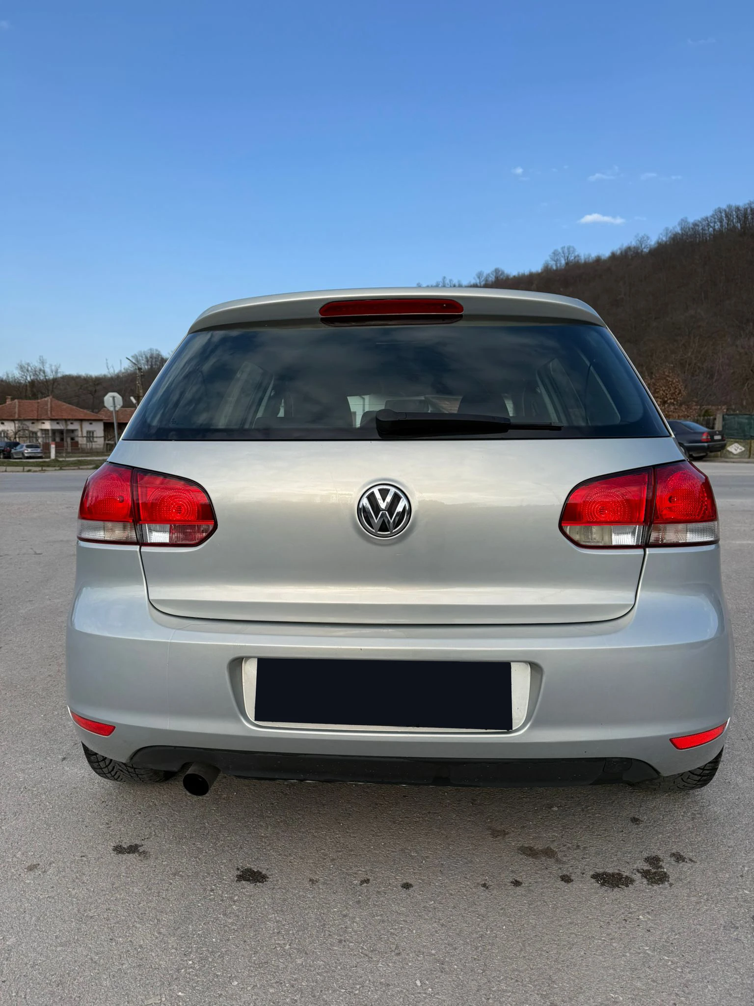 VW Golf 1.6 TDI, снимка 6 - Автомобили и джипове - 53893750