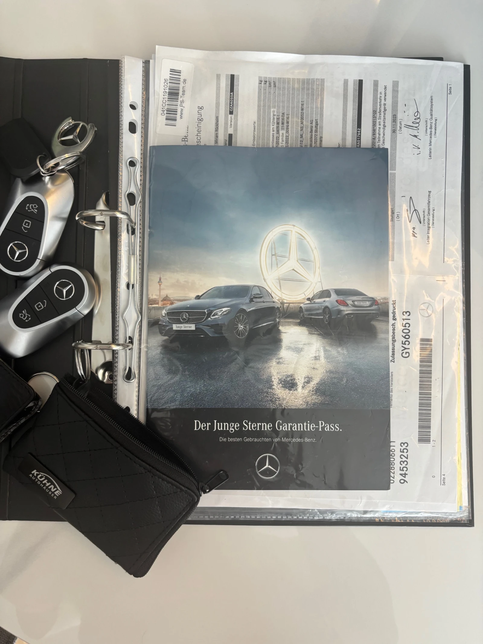 Mercedes-Benz E 200 AMG Line * Гаранция * , снимка 11 - Автомобили и джипове - 54254524