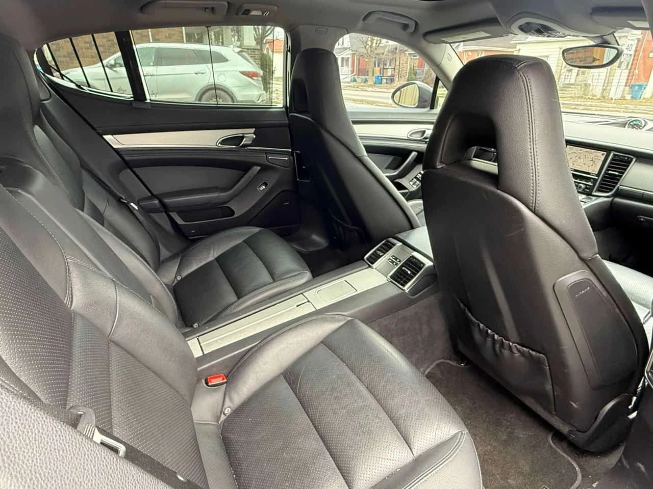 Porsche Panamera * 4 AWD* КАМЕРА* ПОДГРЕВ* ШИБИДАХ* , снимка 11 - Автомобили и джипове - 54387822