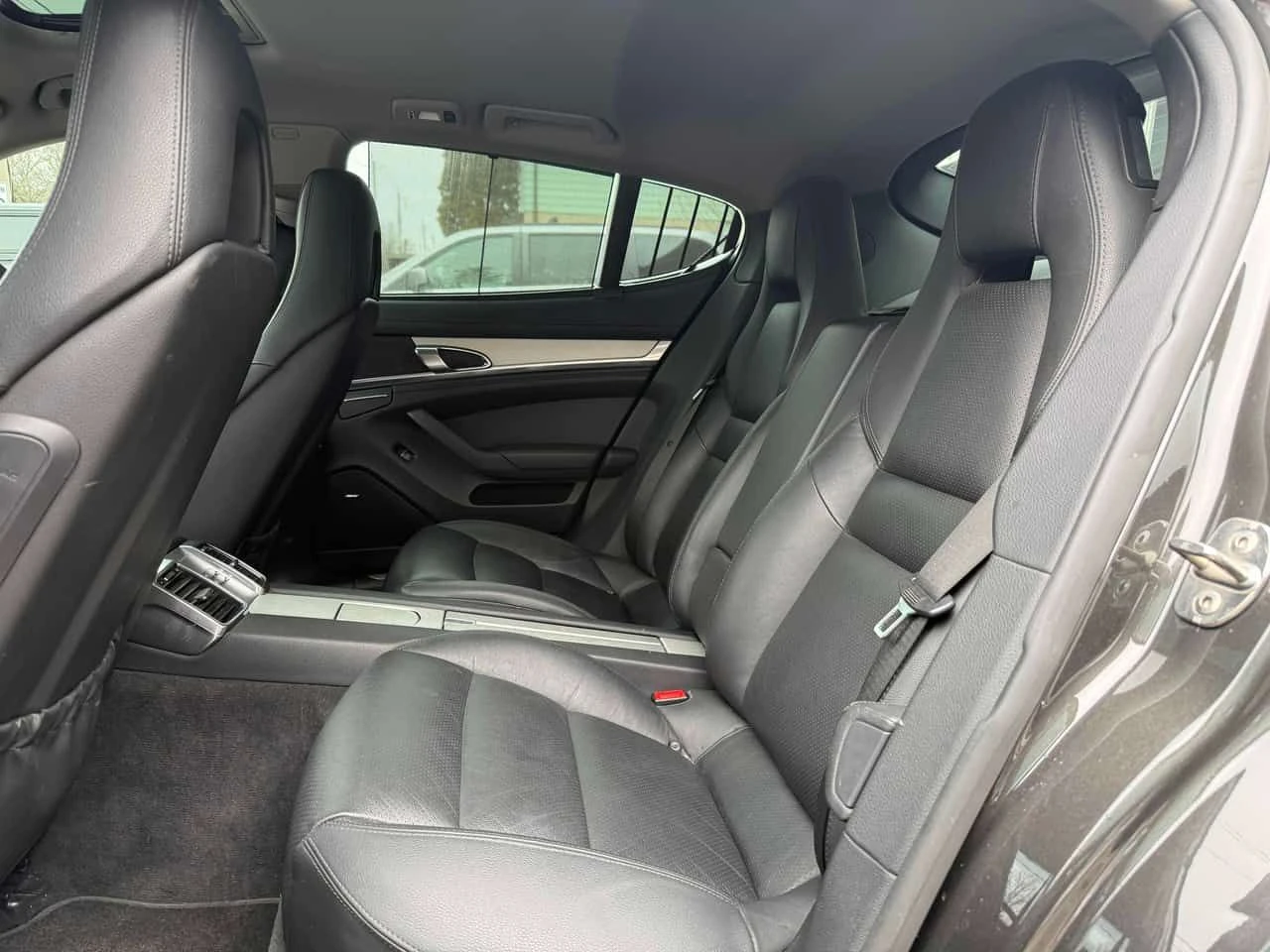 Porsche Panamera * 4 AWD* КАМЕРА* ПОДГРЕВ* ШИБИДАХ* , снимка 10 - Автомобили и джипове - 54387822
