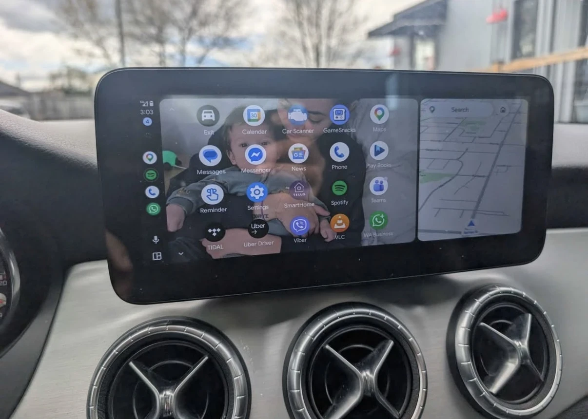 Mercedes-Benz CLA 45 AMG ПАНОРАМА * CARPLAY * ПОДГРЕВИ * CARFAX * , снимка 11 - Автомобили и джипове - 54565932