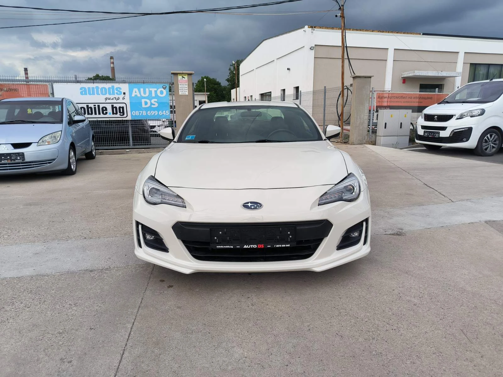 Subaru BRZ 2.0i-Automat-Euro-6-Keyless-Kamera, снимка 2 - Автомобили и джипове - 54750783