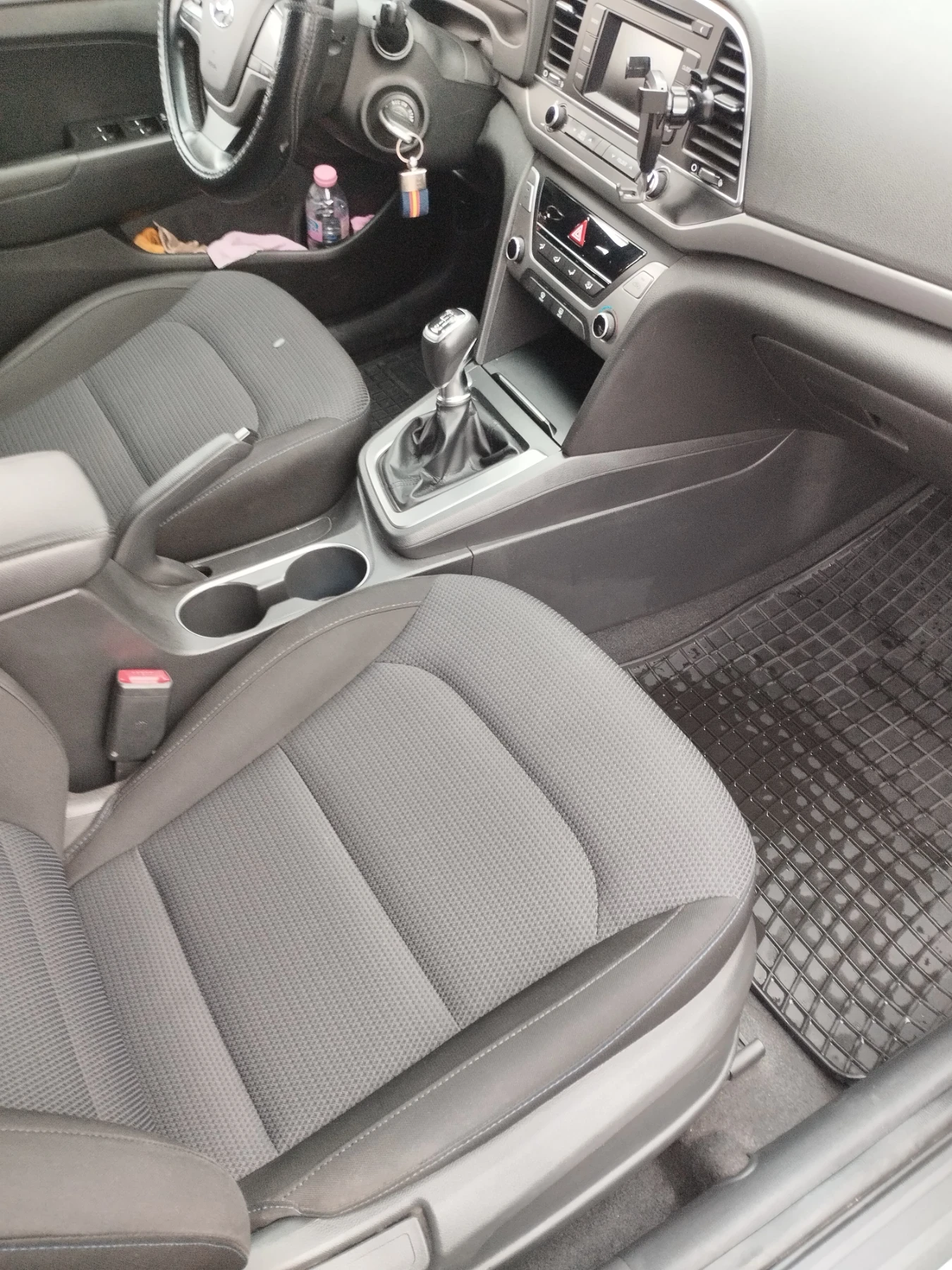 Hyundai Elantra 1, 6 crdi, ������  | Mobile.bg � ����������� 17