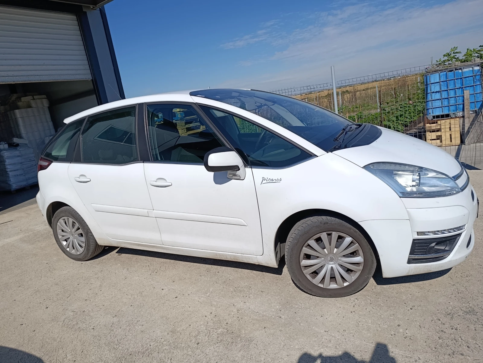 Citroen C4 Picasso, снимка 3 - Автомобили и джипове - 55410868