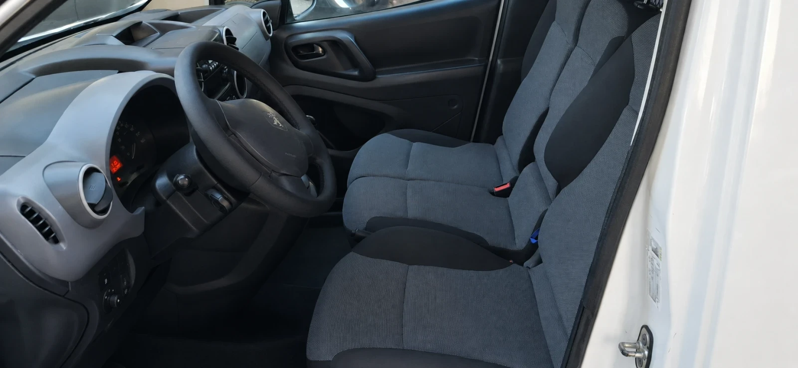 Peugeot Partner 1.6hdi 99kc euro6 facelif 2017 | Mobile.bg � ����������� 14