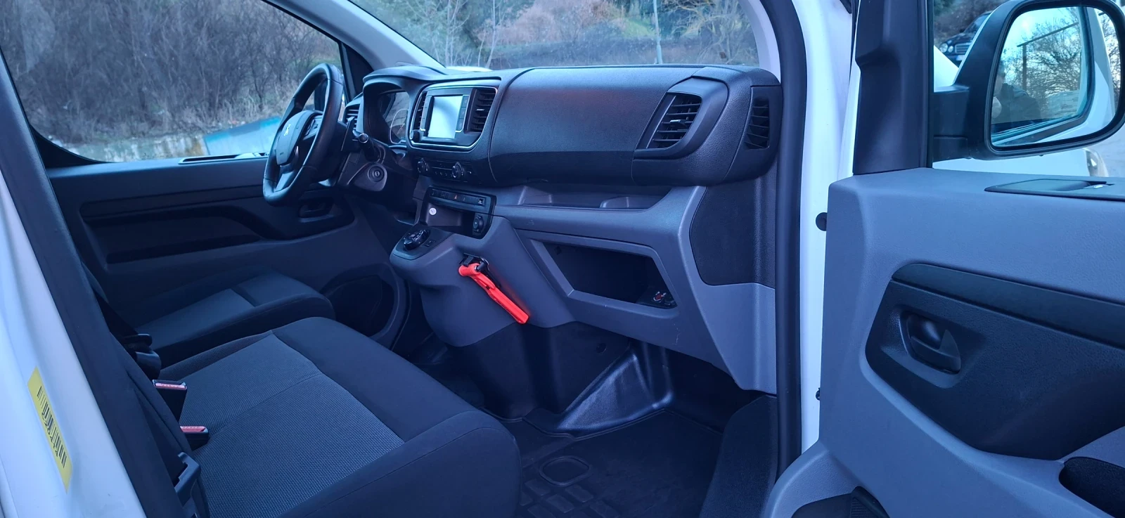 Peugeot Expert, снимка 5 - Автомобили и джипове - 55790602