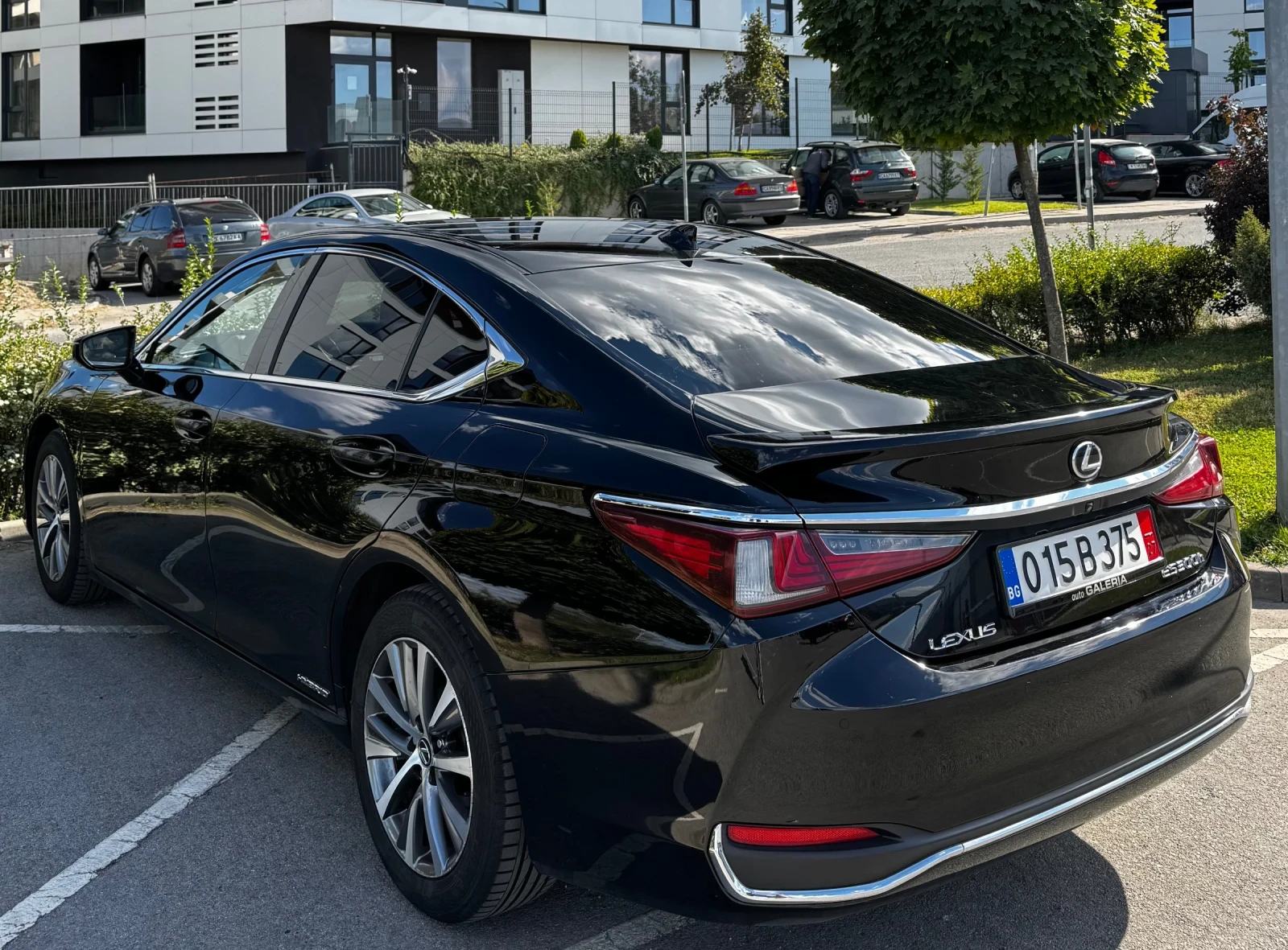 Lexus ES 300 Hybrid* Business* ES300H, снимка 8 - Автомобили и джипове - 56267721