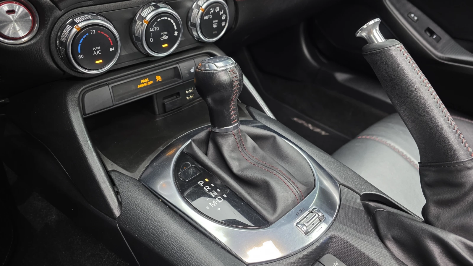 Mazda Mx-5 BLIND SPOT КРАЙНА ЦЕНА* encareu.com, снимка 9 - Автомобили и джипове - 56660430