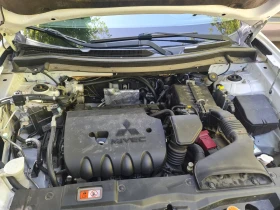 Mitsubishi Outlander, снимка 15