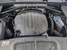Porsche Macan AWD 4DR, снимка 16