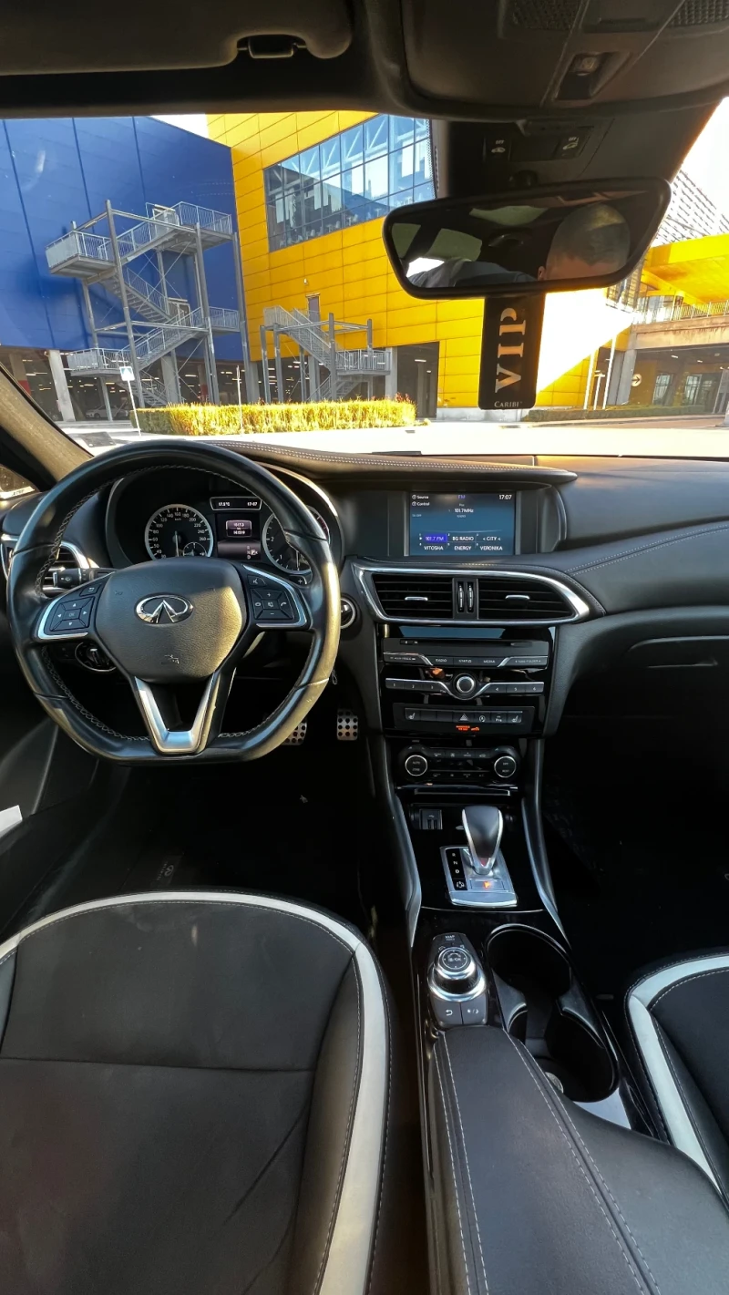 Infiniti Q30 Q30S, снимка 11 - Автомобили и джипове - 47707086