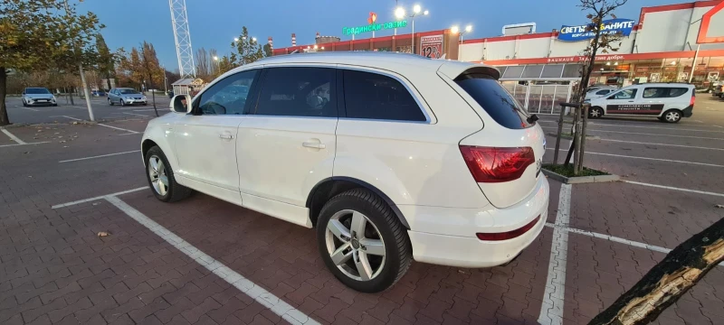 Audi Q7 S line, снимка 4 - Автомобили и джипове - 47898139