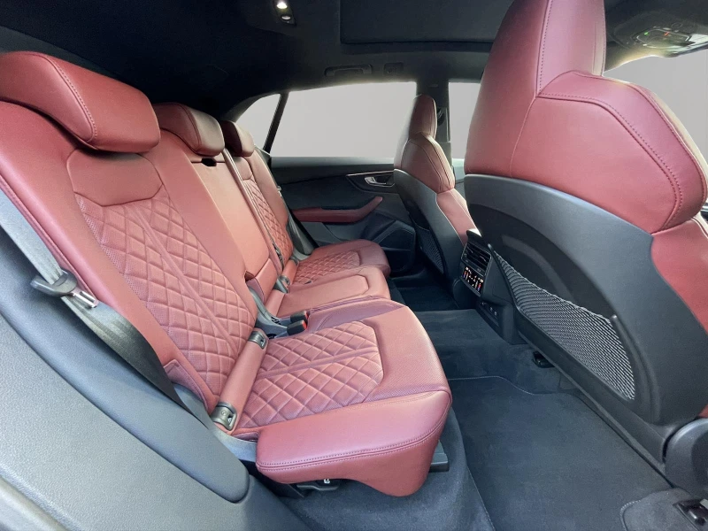 Audi SQ8, снимка 14 - Автомобили и джипове - 48078283