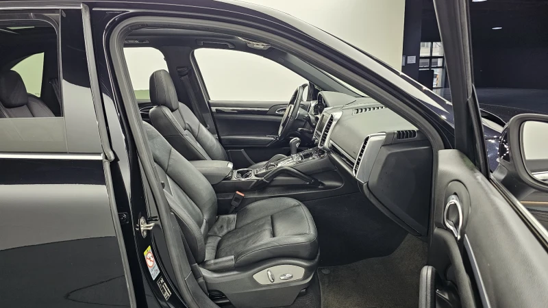 Porsche Cayenne 3.0 autogeorge.com, снимка 10 - Автомобили и джипове - 52015675