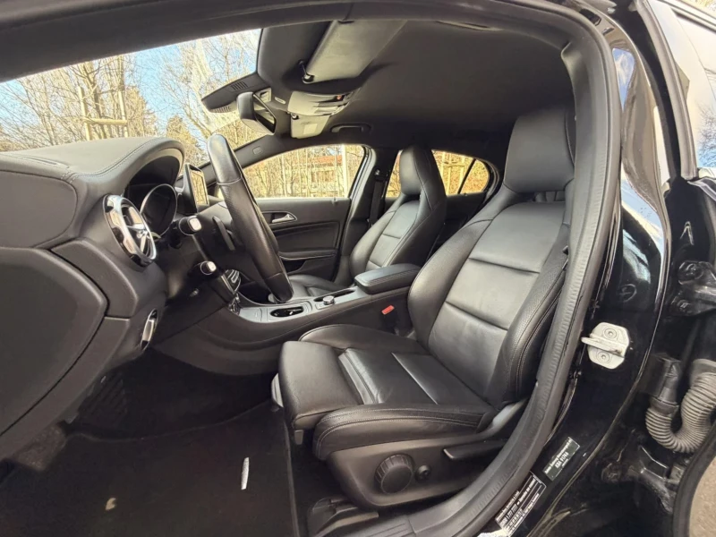 Mercedes-Benz GLA 220 AMG LINE / ПОДГРЕВ , снимка 9 - Автомобили и джипове - 52938665