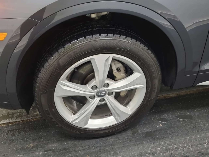 Audi Q5 * PROGRESSIV * CARFAX * ЦЕНА ДО БГ, снимка 6 - Автомобили и джипове - 53565336