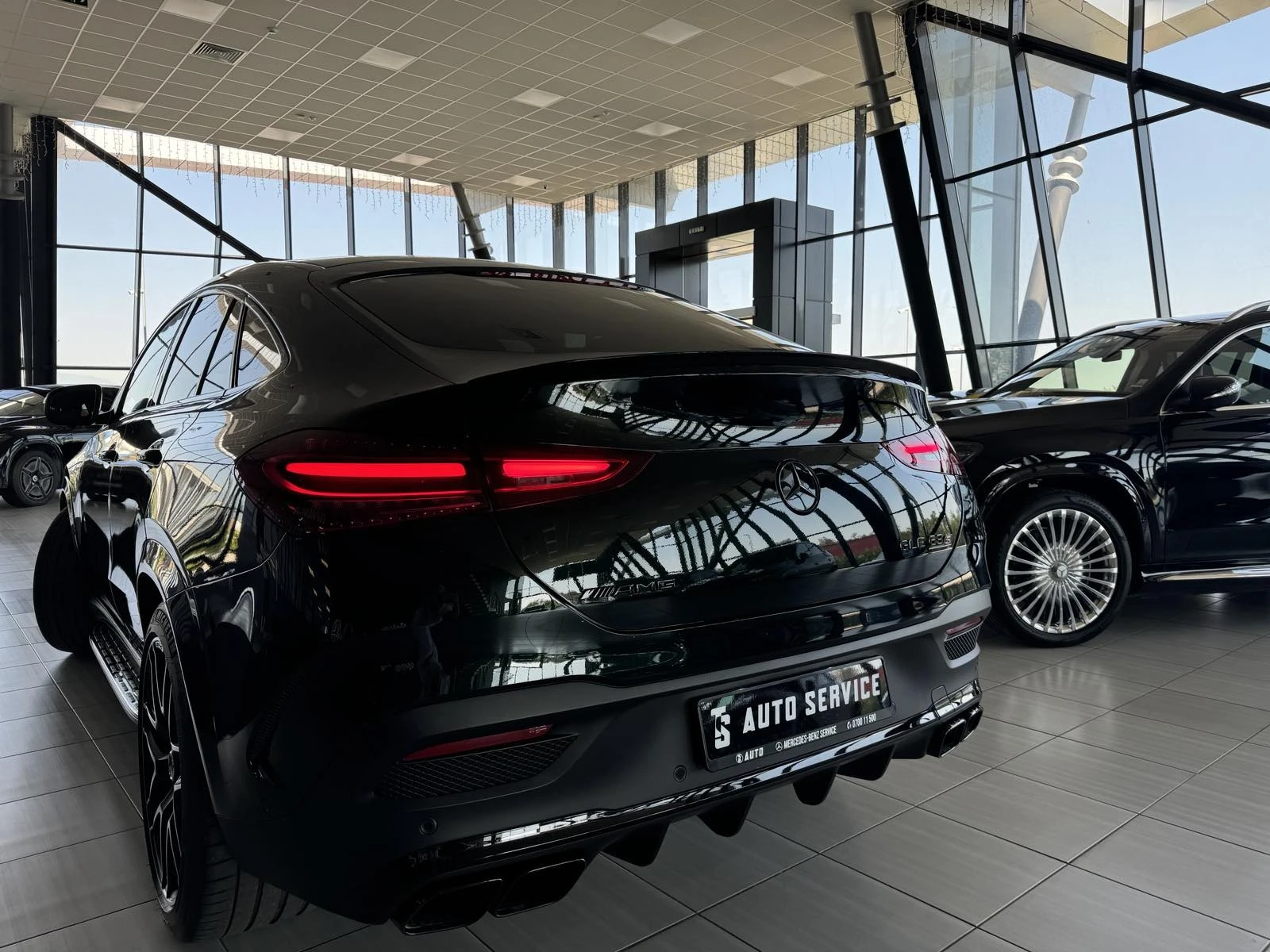 Mercedes-Benz GLE 63 S AMG 4M+ Exclusive* Facelift*  Carbon* Burm* Pano - изображение 3