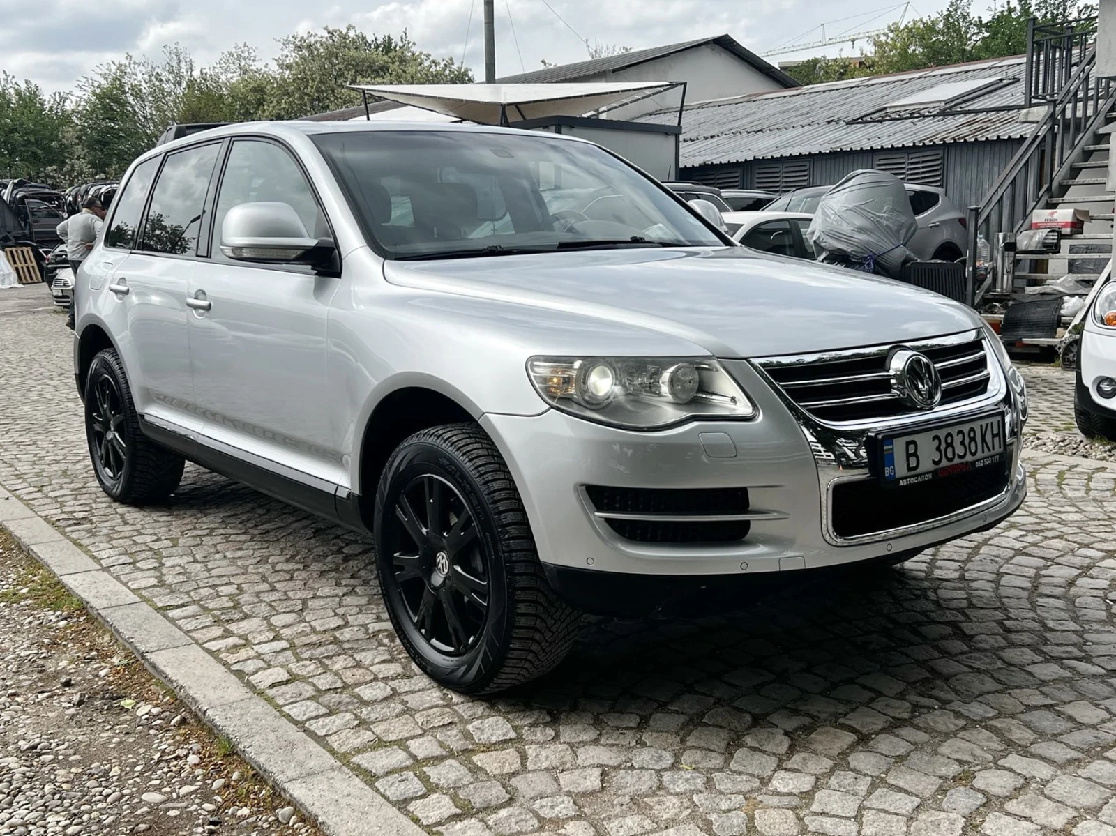 VW Touareg 3.0 TDI      - изображение 3